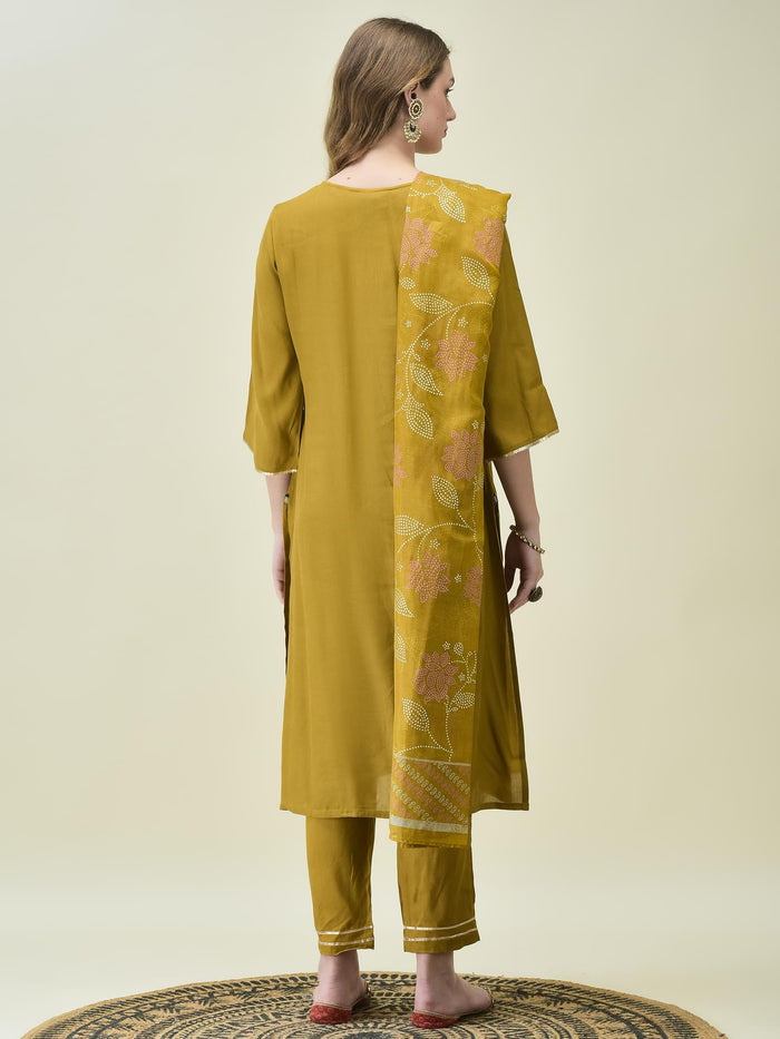 Women Liva Rayon Olive Solid Kurta Trouser Dupatta.