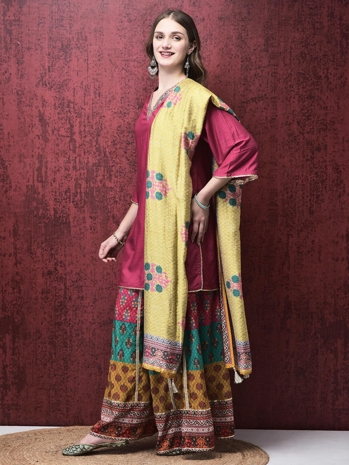 Women Liva (Rayon) Pink Embroidered Kurta Flared Split Pant Chanderi Dupatta.