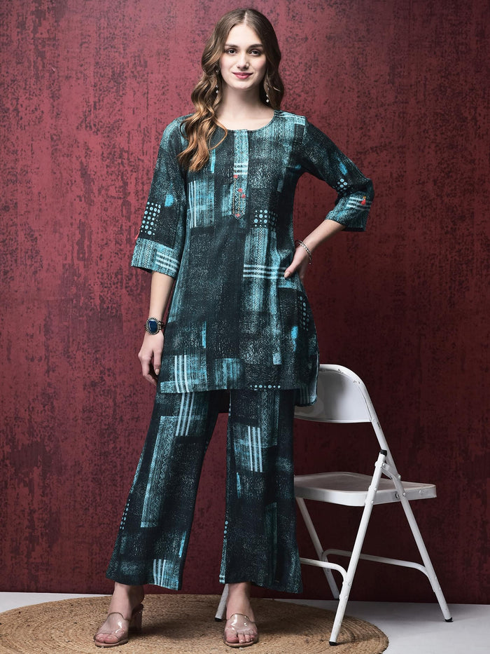 Women Liva (Rayon) Teal Abstract Print Co-Ord Set.