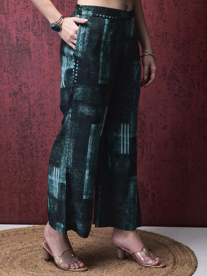 Women Liva (Rayon) Teal Abstract Print Co-Ord Set.