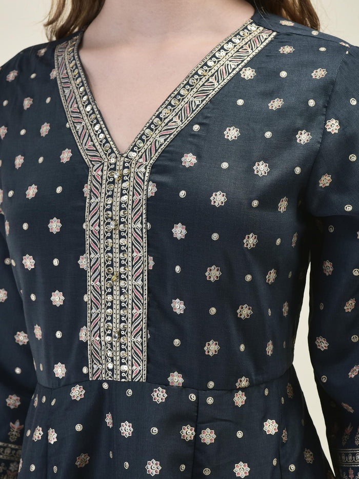 Women Liva Samaira Grey Ornamental Print Kurta Comfort Pant Dupatta.