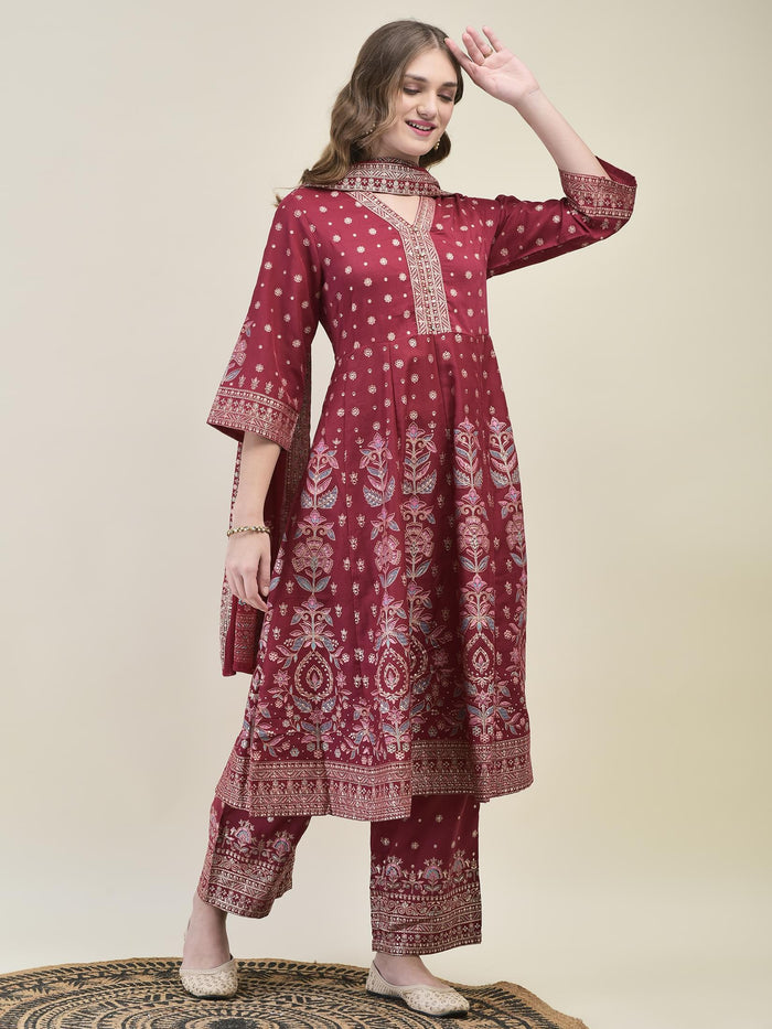 Women Liva Samaira Magenta Ornamental Print Kurta Comfort Pant Dupatta.