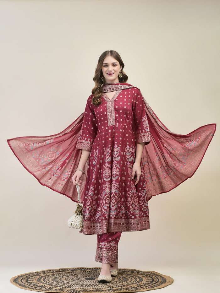 Women Liva Samaira Magenta Ornamental Print Kurta Comfort Pant Dupatta.