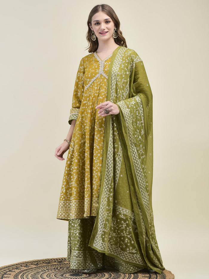 Women Liva Samaira Mustard Floral Print Kurta Split Pant Dupatta.