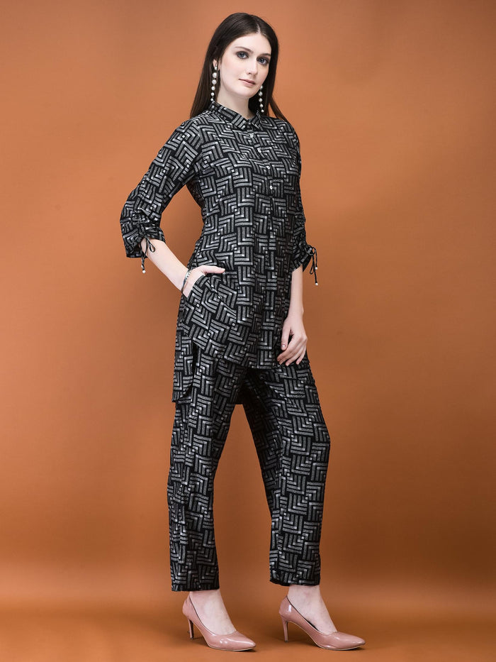 Women Liva (Viscose) Black Geometric Print Co-Ord Set.