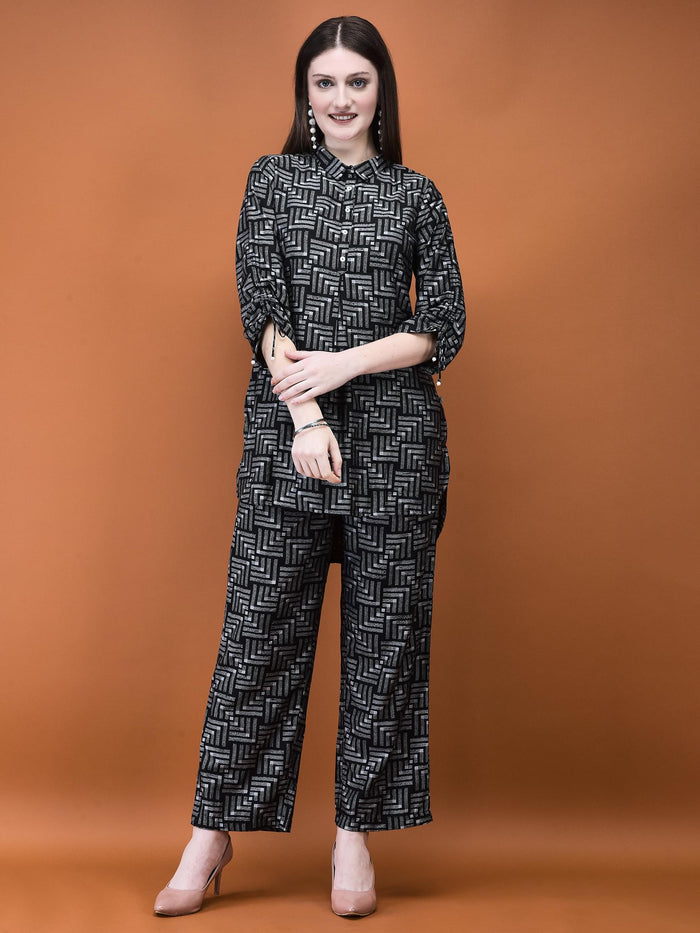 Women Liva (Viscose) Black Geometric Print Co-Ord Set.