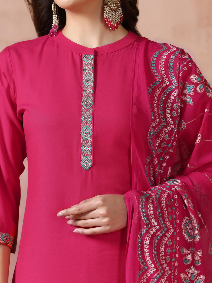 Women Liva Viscose Fuchsia Embroidered Kurta Comfort Pant Dupatta.