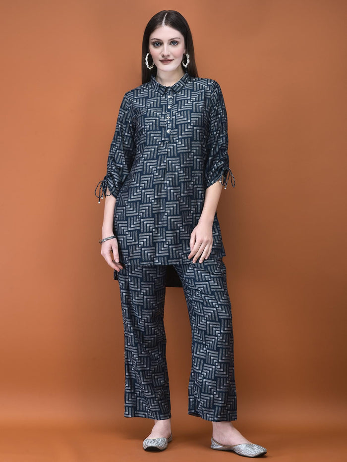 Women Liva (Viscose) Navy Blue Geometric Print Co-Ord Set.