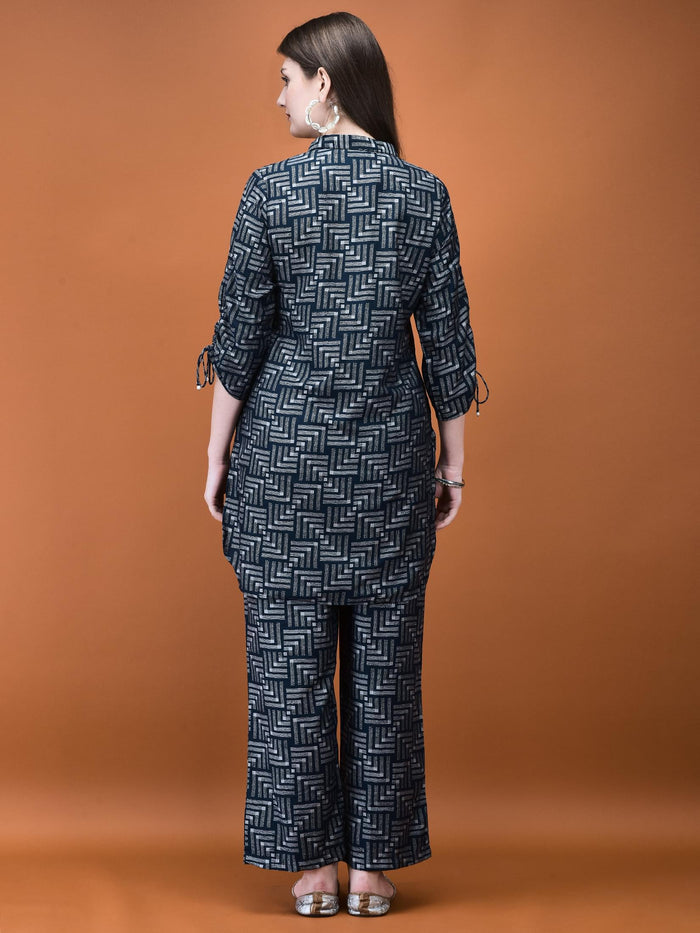 Women Liva (Viscose) Navy Blue Geometric Print Co-Ord Set.