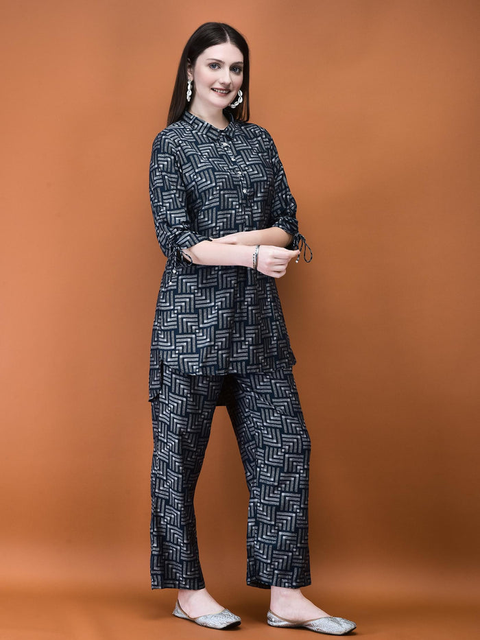 Women Liva (Viscose) Navy Blue Geometric Print Co-Ord Set.
