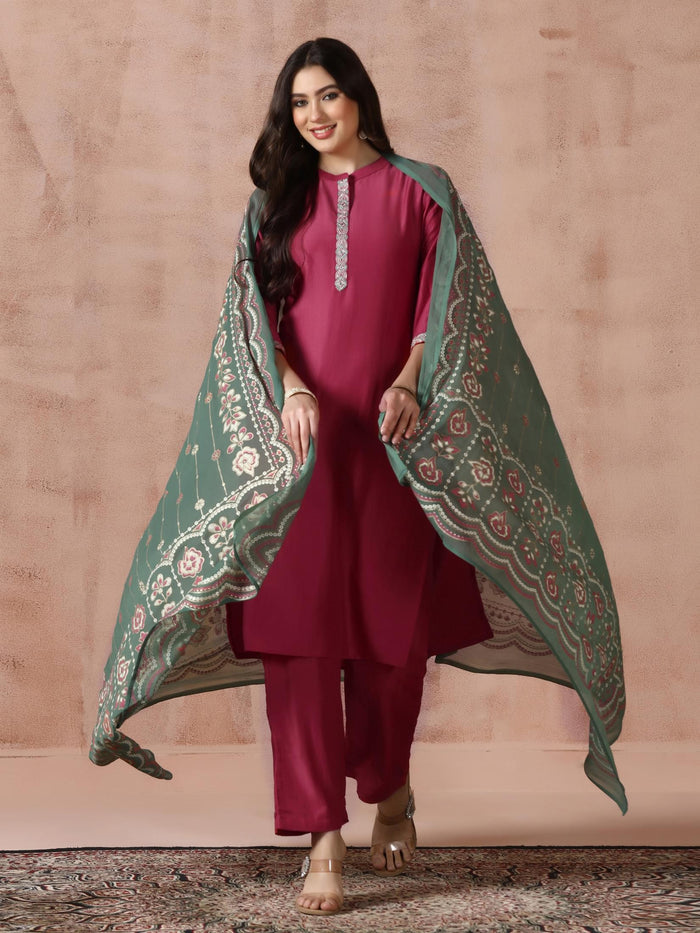 Women Liva Viscose Pink Embroidered Kurta Comfort Pant Dupatta.