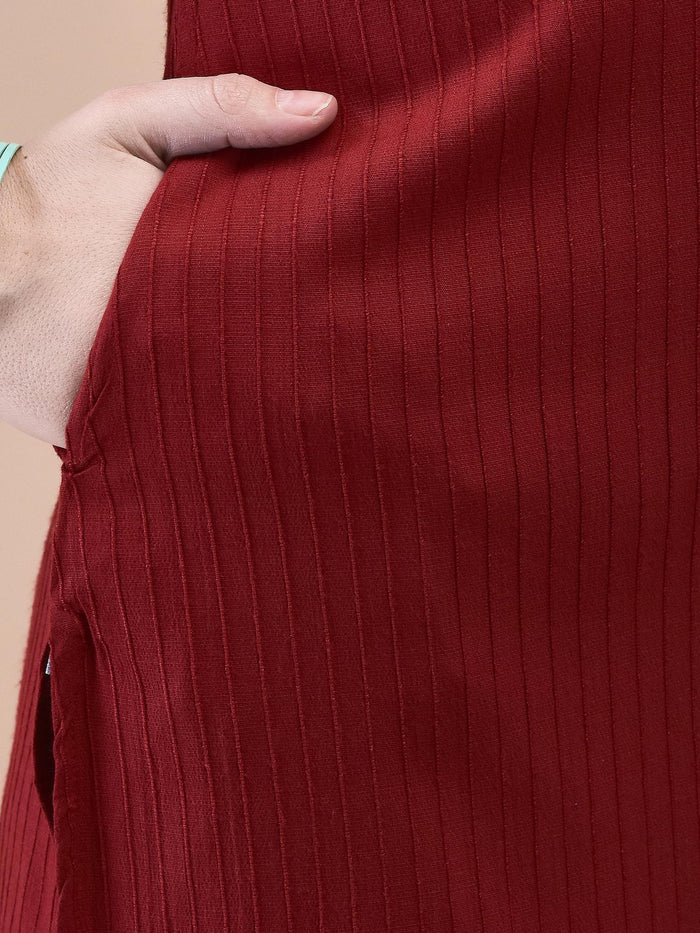 Women Lycra Viscose Maroon Solid Kurta.