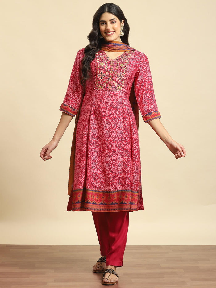 Women Magenta Embroidered Kurta Trouser Dupatta.