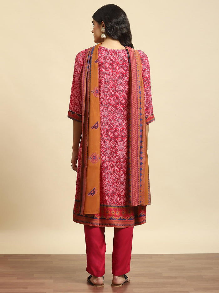 Women Magenta Embroidered Kurta Trouser Dupatta.