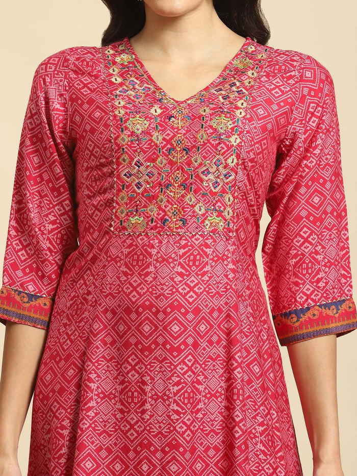 Women Magenta Embroidered Kurta Trouser Dupatta.
