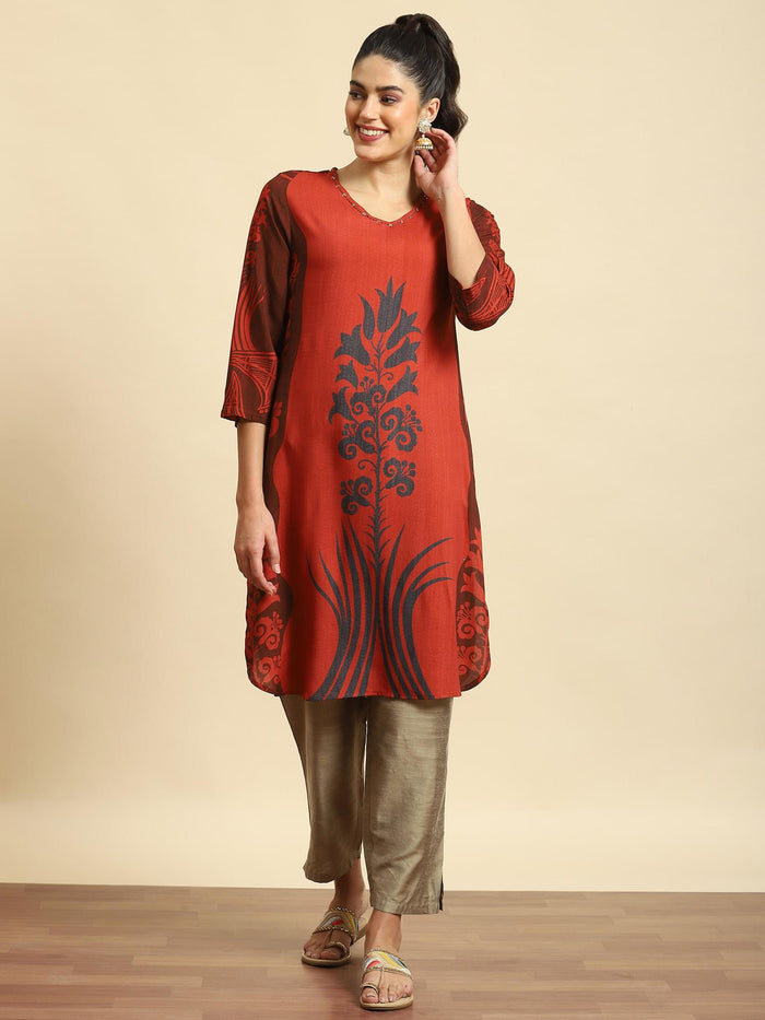 Women Maroon Abstract Print Kurta.