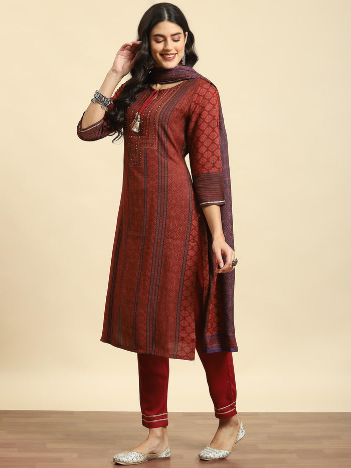 Women Maroon Aztec Print Kurta Trouser Dupatta.