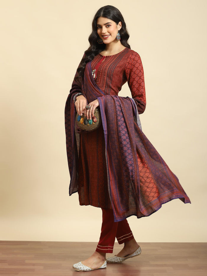 Women Maroon Aztec Print Kurta Trouser Dupatta.