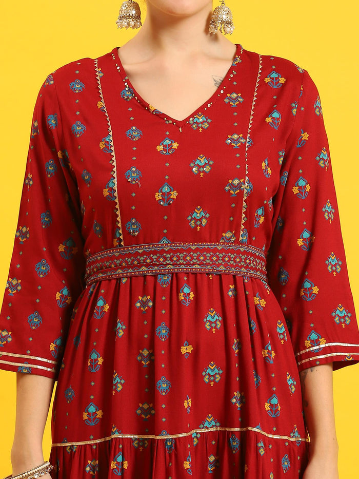 Women Maroon Geometric Print Dress.