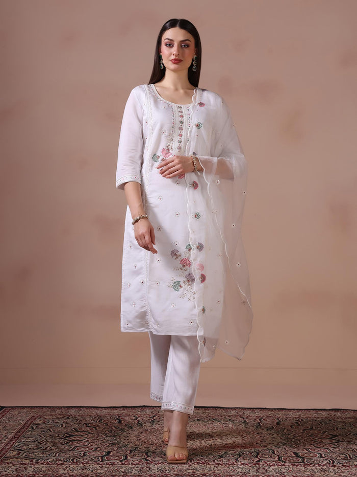 Women Mul Chanderi White Embroidered Kurta Trouser Dupatta.