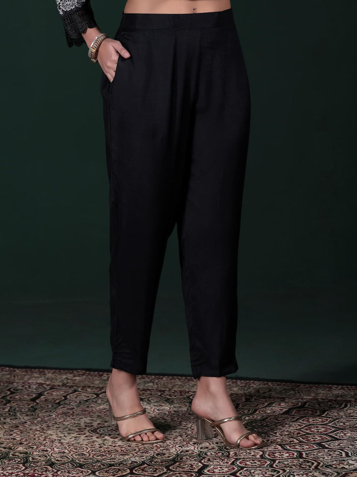 Women Muslin Black Printed Kurta Comfort Pant Dupatta.