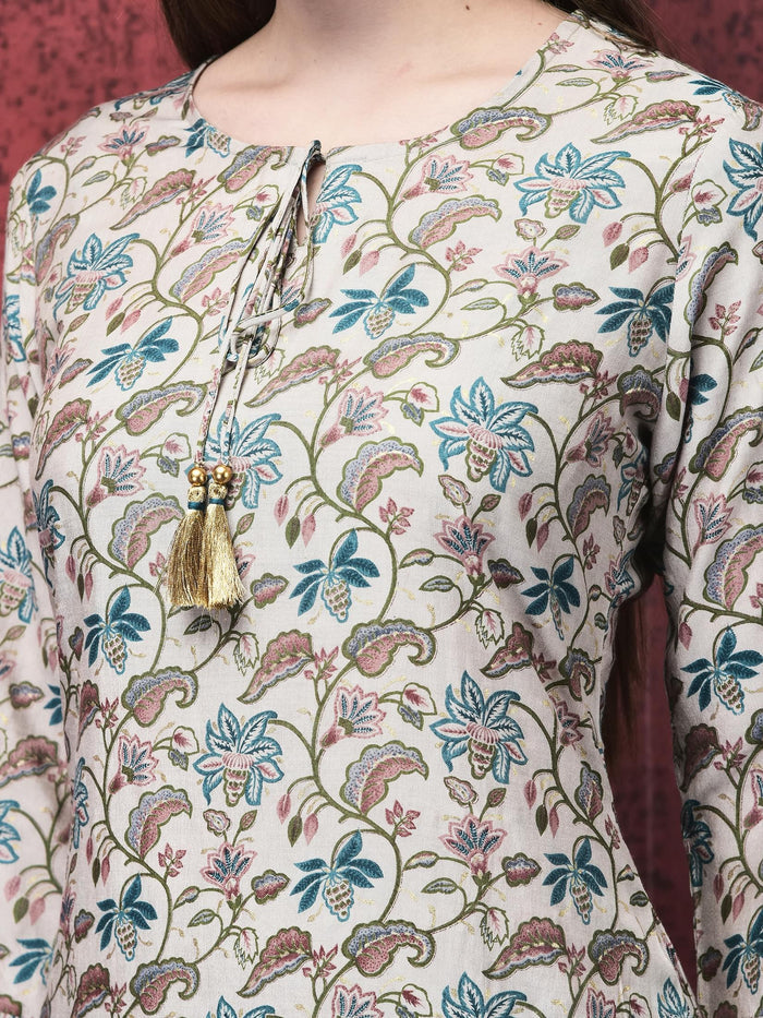 Women Muslin Blue Floral Print Kurta With Comfort Pant.