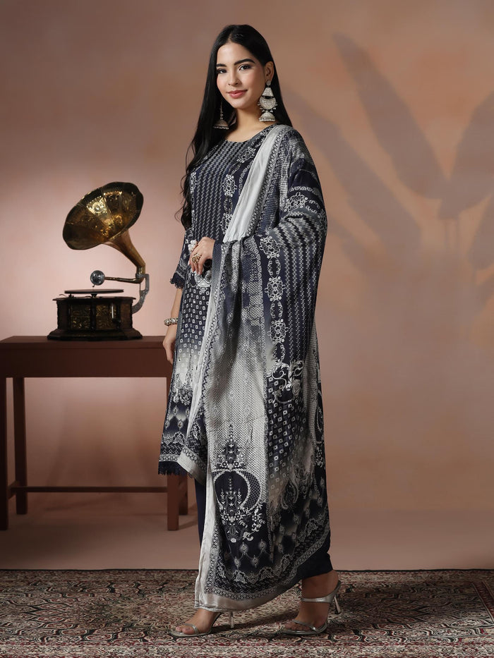Women Muslin Blue Printed Kurta Comfort Pant Dupatta.