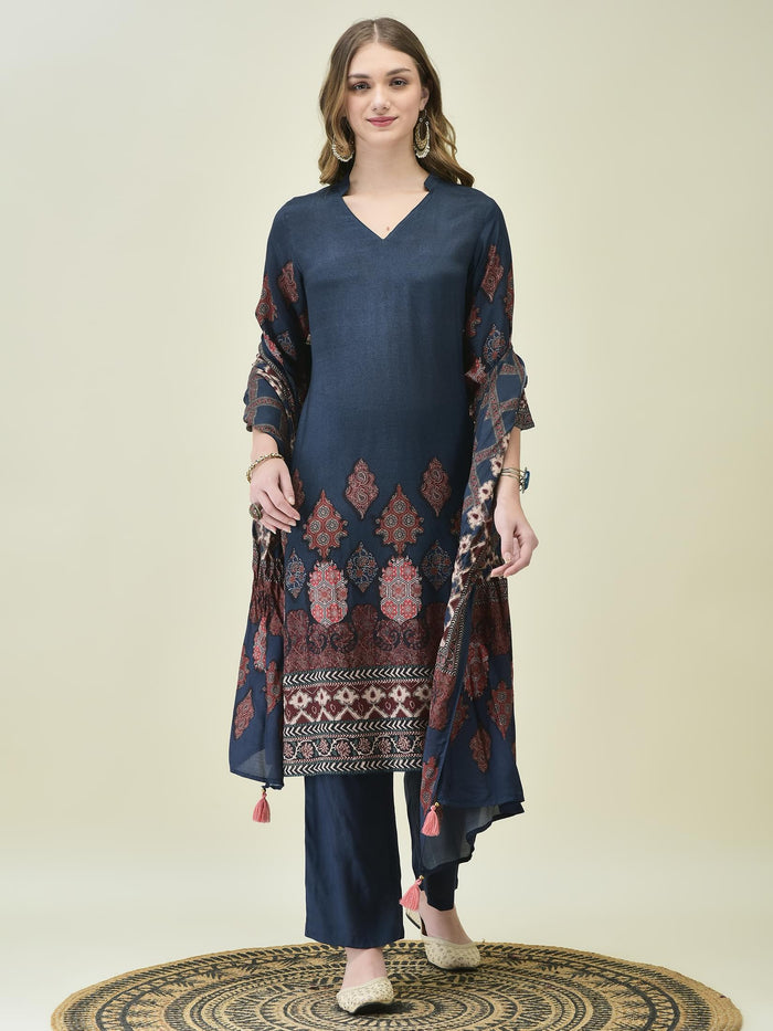 Women Muslin Blue Printed Kurta Comfort Pant Dupatta.