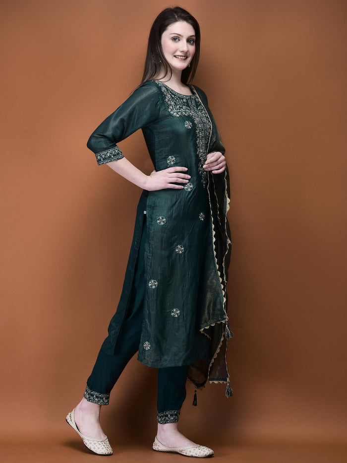 Women Muslin Green Embroidered Kurta Comfort Pant Dupatta.