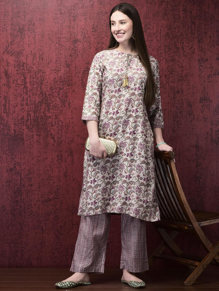 Women Muslin Magenta Floral Print Kurta With Comfort Pant.