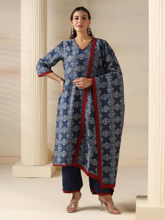 Women Muslin Navy Blue Abstract Print Kurta Comfort Pant Dupatta.