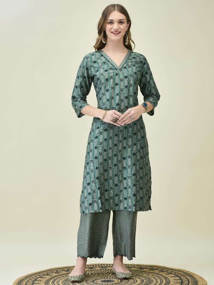 Women Muslin Teal Floral Print Kurta Comfort Pant Chanderi Dupatta.