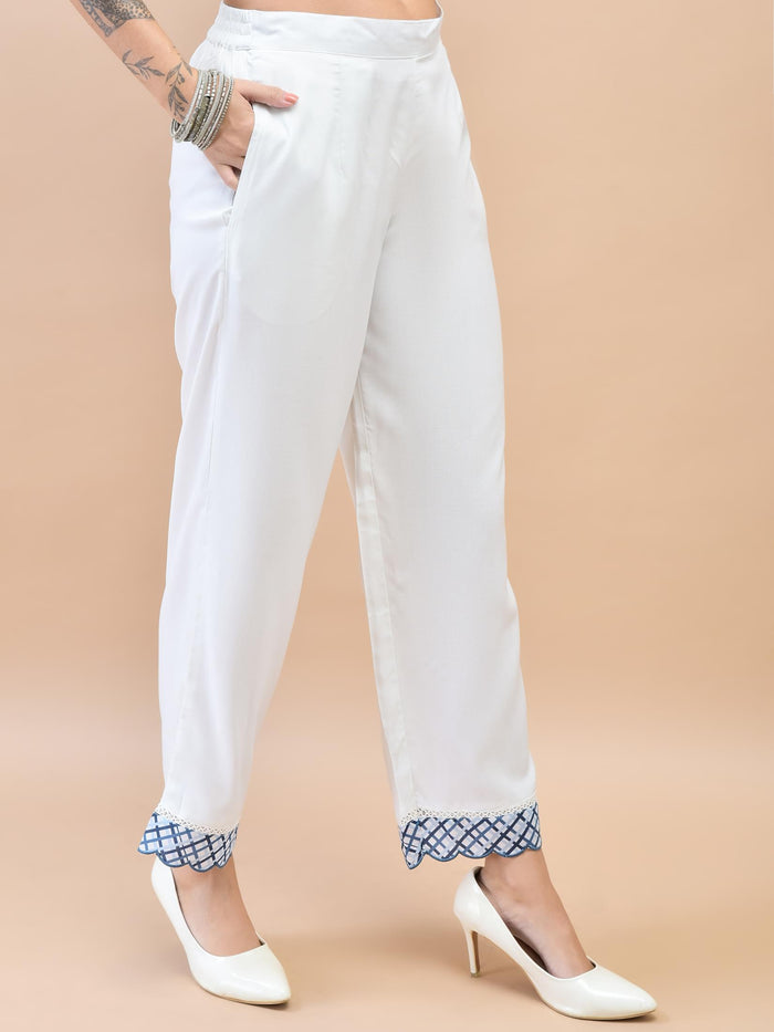 Women Muslin White Stripe Print Kurta Comfort Pant Dupatta.