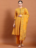 Women Mustard Geometric Print Kurta Comfort Pant Dupatta.