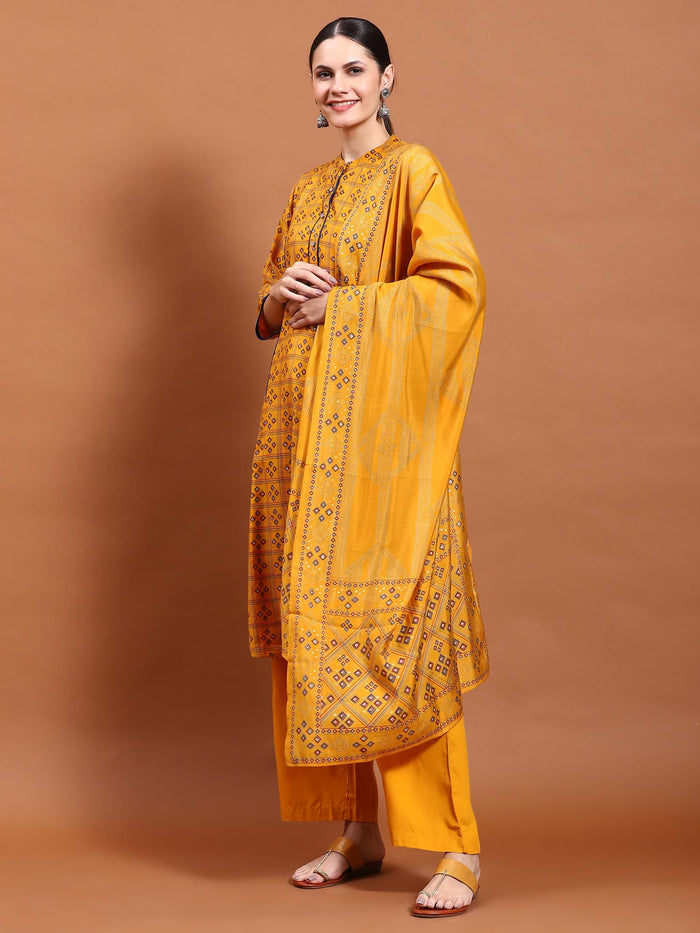 Women Mustard Geometric Print Kurta Comfort Pant Dupatta.