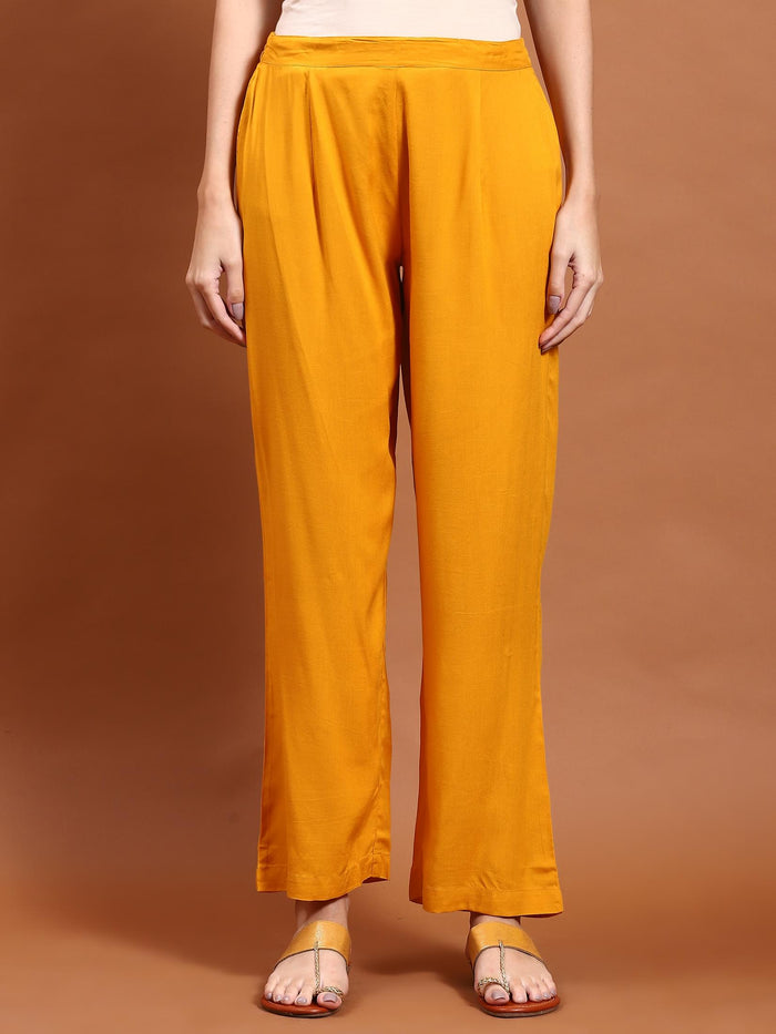 Women Mustard Geometric Print Kurta Comfort Pant Dupatta.