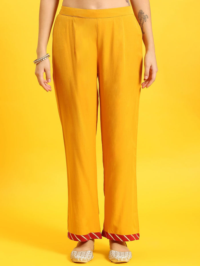 Women Mustard Geometric Print Kurta Comfort Pant Dupatta.
