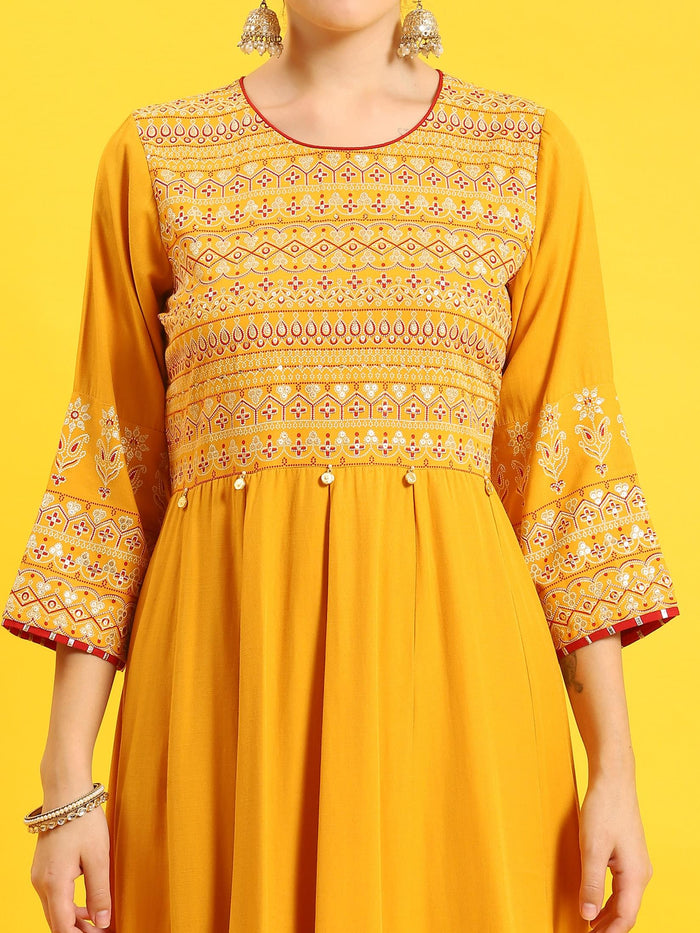 Women Mustard Geometric Print Kurta Comfort Pant Dupatta.