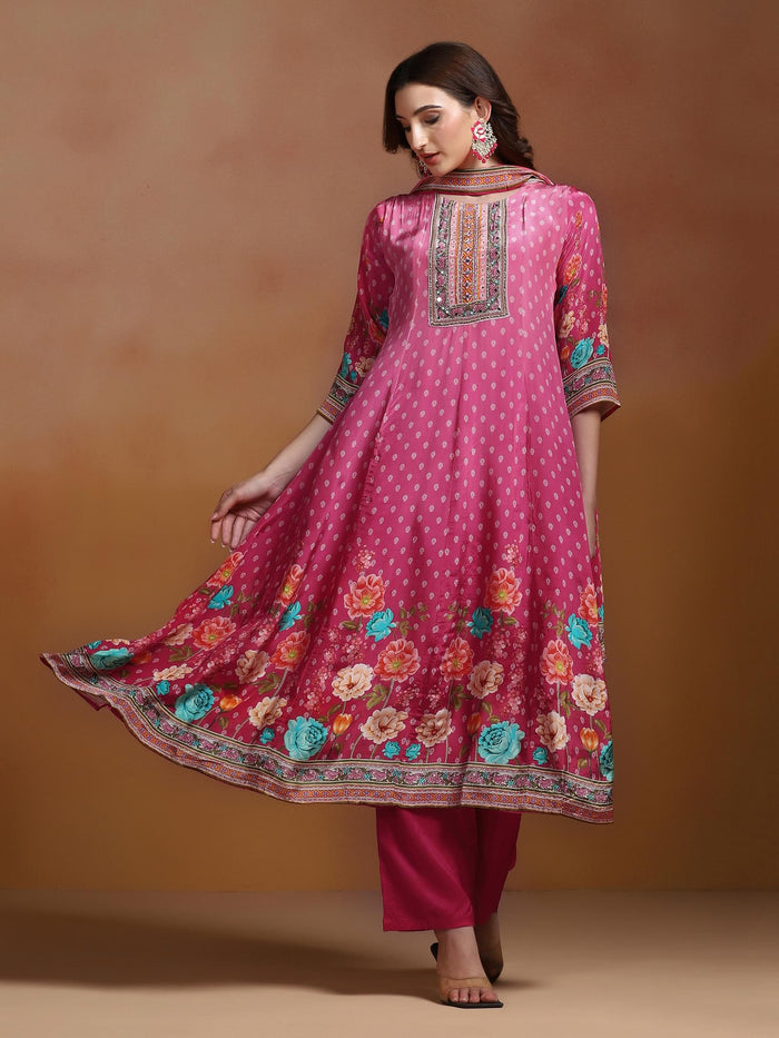 Women Natural Crepe Mustard Printed Kurta Comfort Pant With Dupatta.