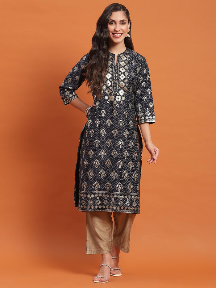 Women Navy Blue Floral Print Kurta.