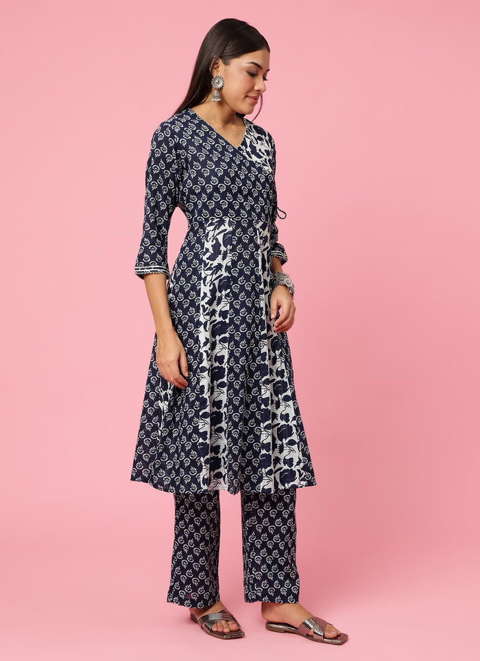 Women Navy Blue Floral Printed Kurta Comfort Pant Dupatta.