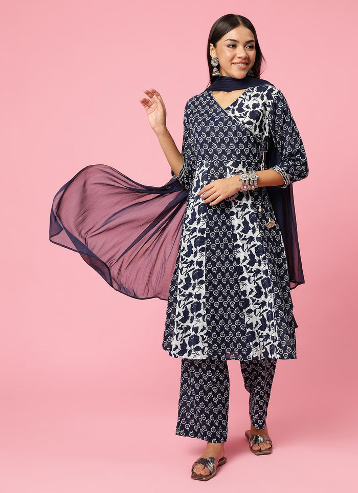 Women Navy Blue Floral Printed Kurta Comfort Pant Dupatta.