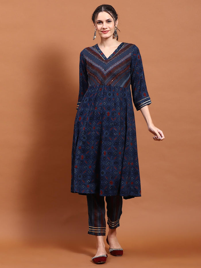 Women Navy Blue Geometric Print Kurta With Trouser.