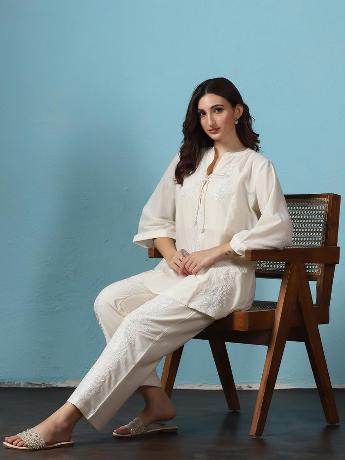 Women Off White Cotton Embroidered Co-Ord Set.