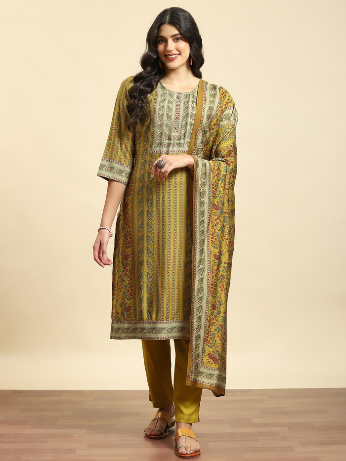 Women Olive Floral Print Kurta Trouser Dupatta.