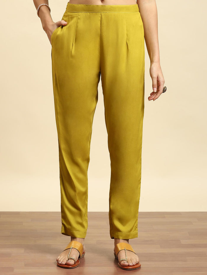 Women Olive Floral Print Kurta Trouser Dupatta.