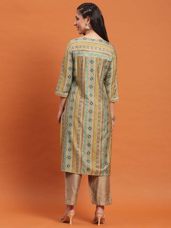 Women Olive Geometric Print Kurta.