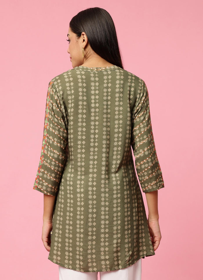Women Olive Geometric Printed Tunic.