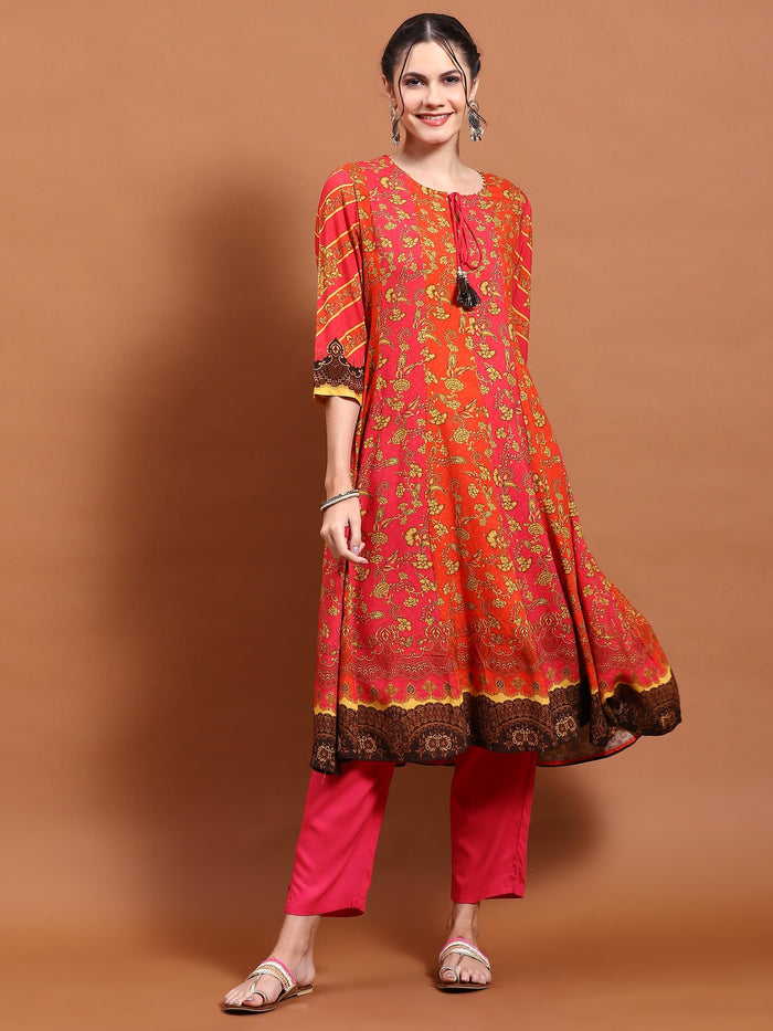 Women Orange Floral Print Kurta.