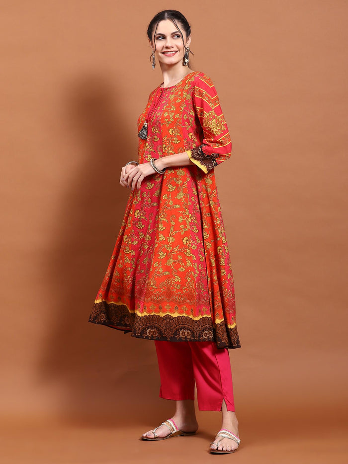 Women Orange Floral Print Kurta.